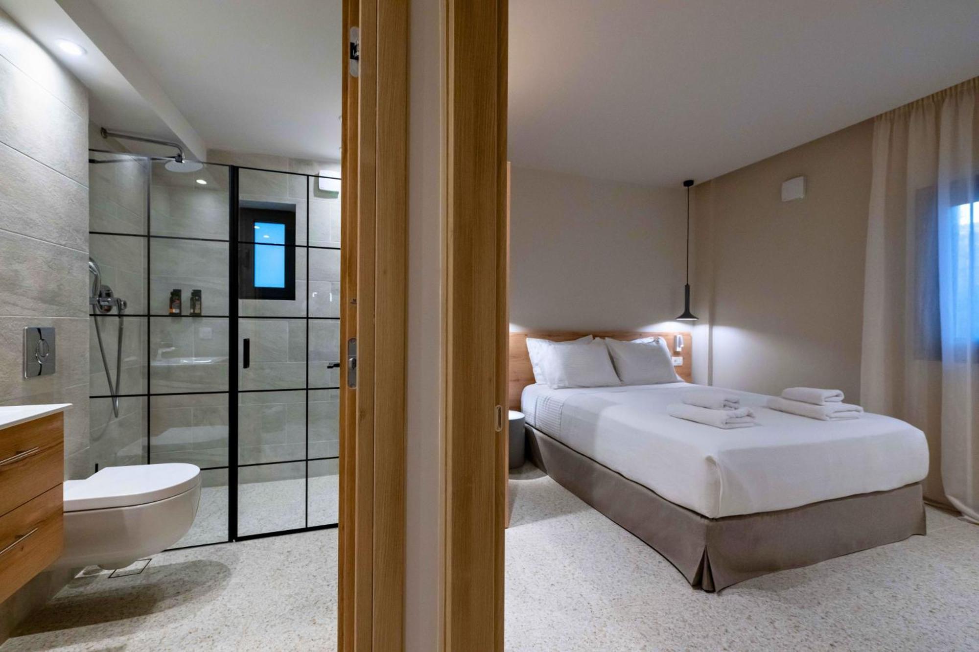 Asklipiou Cube - Kalamata Mediterranean Suites Eksteriør bilde